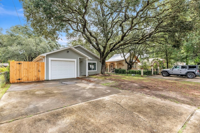 910 Linden Ave, Niceville, FL 32578 - photo 2