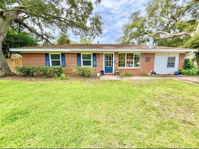 302 22nd St, Niceville, FL 32578 - photo 1