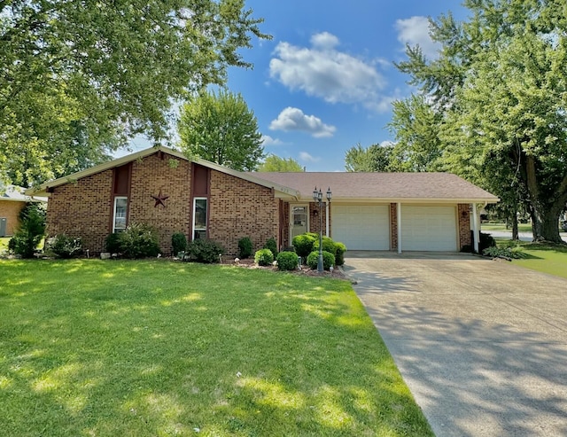 823 Poppy Dr, Wapakoneta OH, 45895, 3 bedrooms, 2 baths house for sale