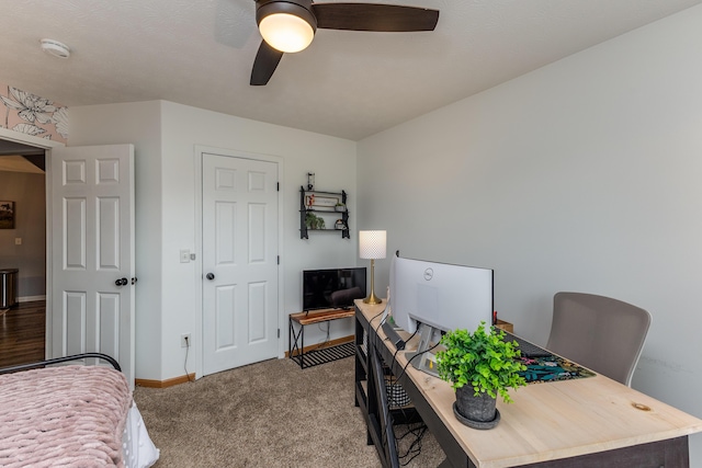 1280 Candlelite Ln, Fairborn, OH 45324 - bedroom with carpet, a desk, baseboards, and a ceiling fan