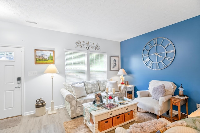 1601 Wimbledon Dr, Fairborn, OH 45324 - photo 6
