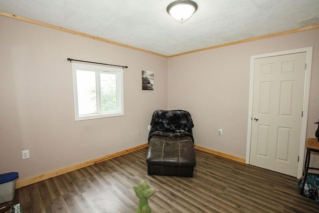 804 Robinson Ave, Kenton, OH 43326 - sitting room featuring crown molding and wood finished floors
