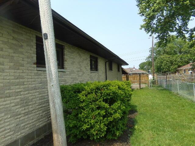 4849 Ashley Dr, Springfield, OH 45503 - photo 3