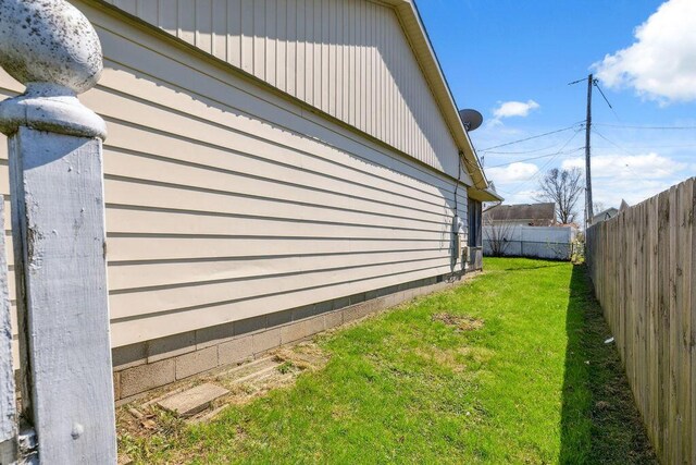 1405 Providence Ave, Springfield, OH 45503 - view of side of property