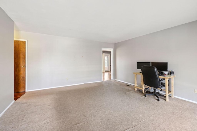 1405 Providence Ave, Springfield, OH 45503 - carpeted home office featuring baseboards
