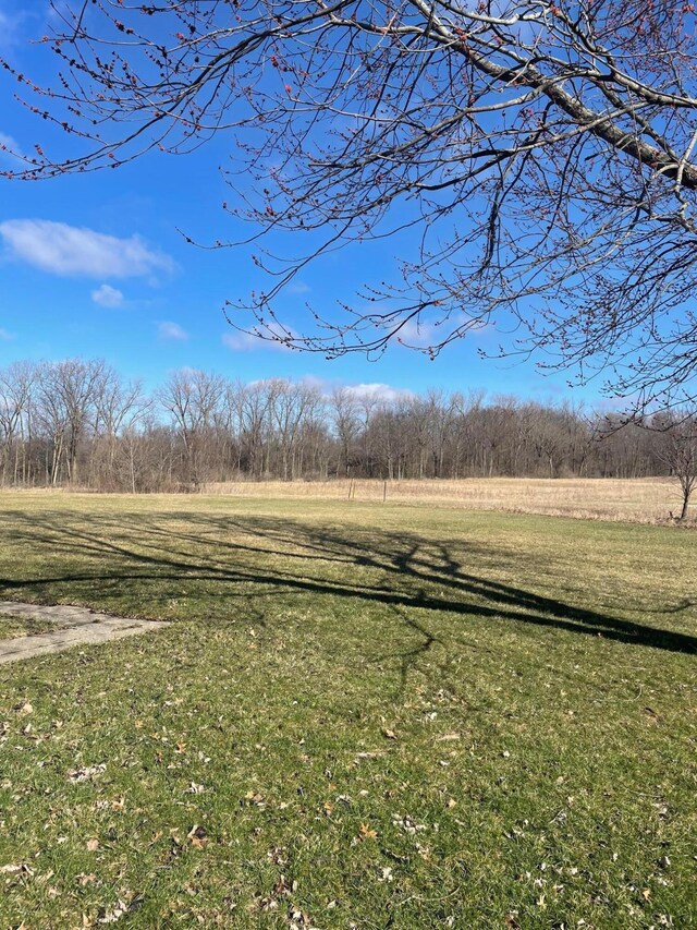 450 Yale Ave, Lima, OH 45804 - view of yard featuring a rural view