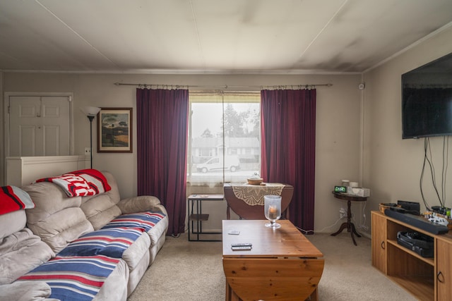5385 Woodbine Ave, Dayton, OH 45432 - living area featuring light colored carpet