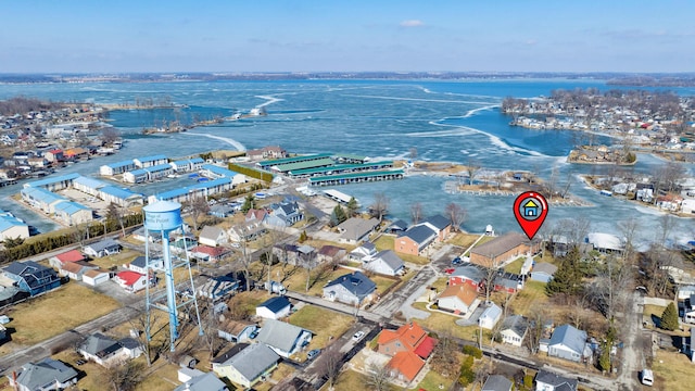 bird's eye view with a water view