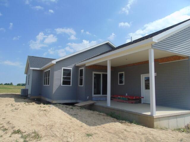 1218 Brittany Dr, Celina, OH 45822 - photo 26