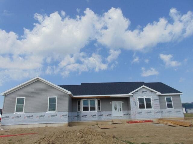 1218 Brittany Dr, Celina, OH 45822 - photo 1