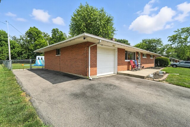5480 Harshmmanville Rd, Huber Heights, OH 45424 - photo 4