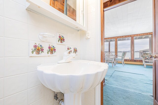 10989 Seminole Shore Dr, Huntsville, OH 43324 - bathroom featuring a sink