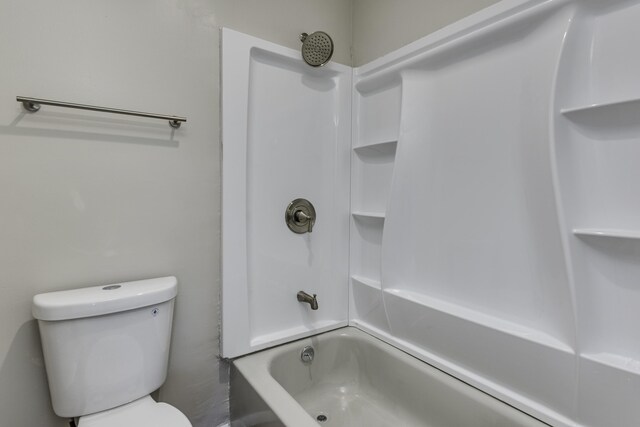 3112 Legend Way, Dayton, OH 45449 - full bath with washtub / shower combination and toilet