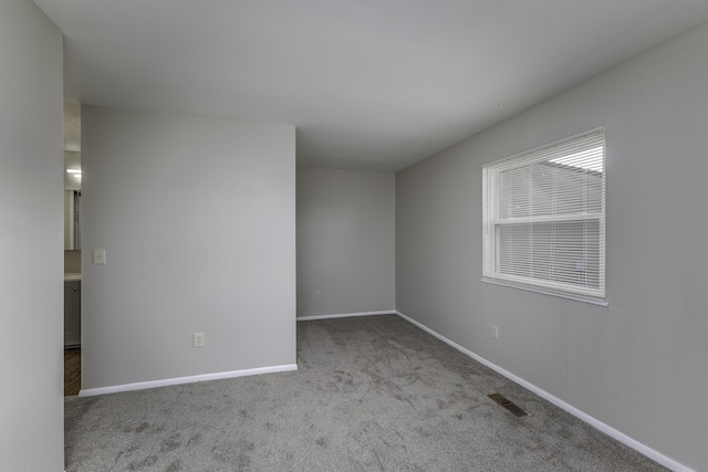 3112 Legend Way, Dayton, OH 45449 - unfurnished room with carpet flooring and baseboards