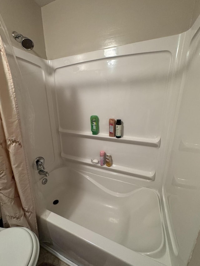 612 S Main St, Saint Marys, OH 45885 - full bath featuring toilet