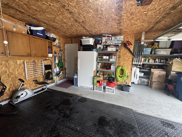 612 S Main St, Saint Marys, OH 45885 - view of garage