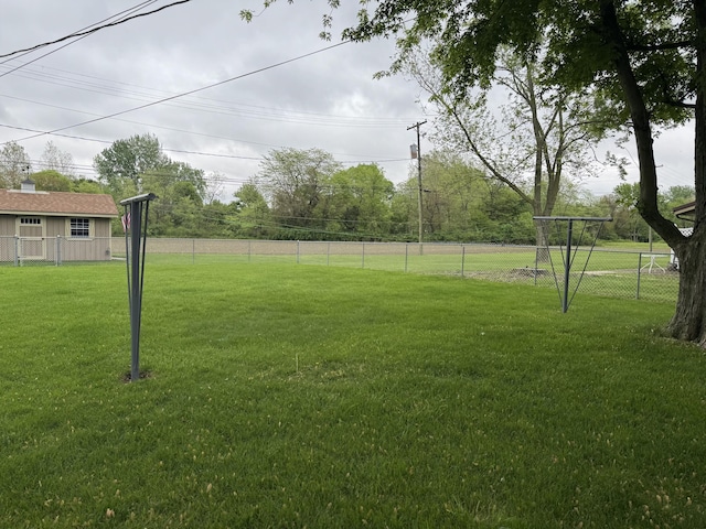 612 S Main St, Saint Marys, OH 45885 - view of yard