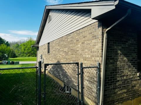 108 Esther Dr, Lewisburg, OH 45338