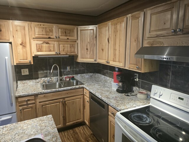 1006 Mayfield Dr, Troy, OH 45373