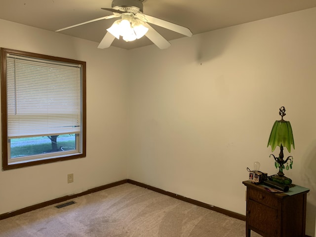 6645 Oak Dr, Celina, OH 45822 - unfurnished room with light colored carpet and ceiling fan