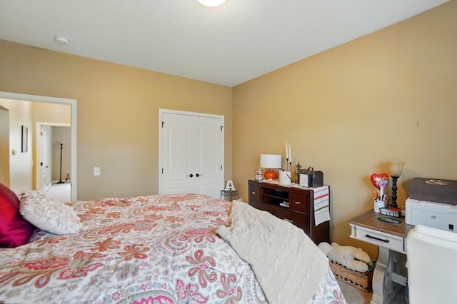 bedroom featuring a closet
