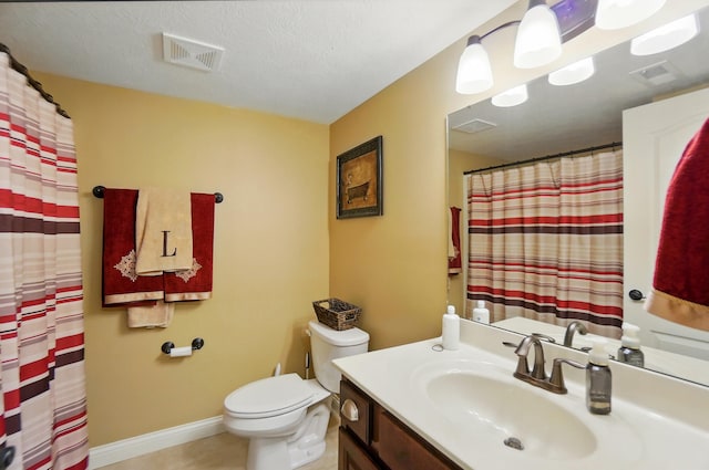full bath featuring visible vents, toilet, curtained shower, and vanity