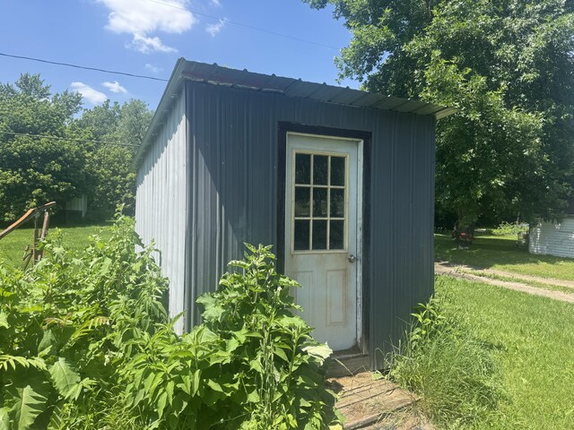 5570 Wynn Rd, Springfield, OH 45502 - photo 5