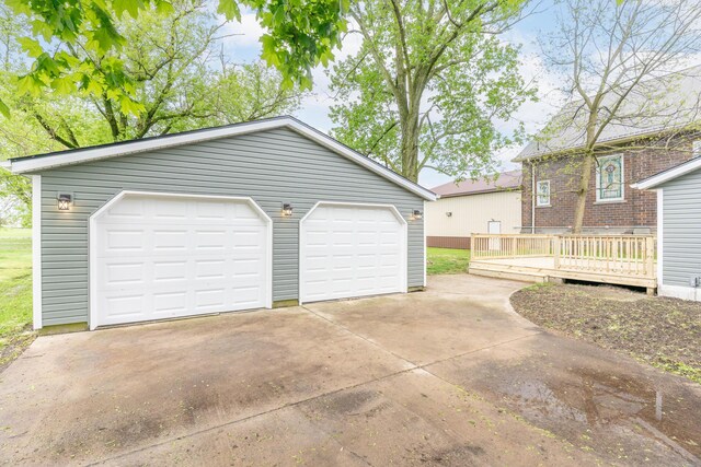 404 N Main St, Jackson Center, OH 45334 - view of detached garage