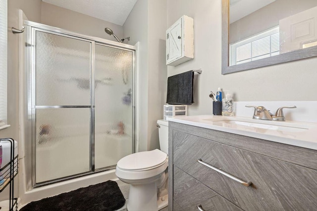 2909 W Barnhill Pl, Xenia, OH 45385 - full bath with a stall shower, toilet, and vanity