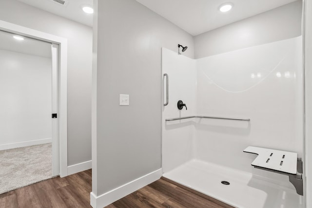1160 Waterloo St, Troy, OH 45373 - full bath with a shower and wood finished floors