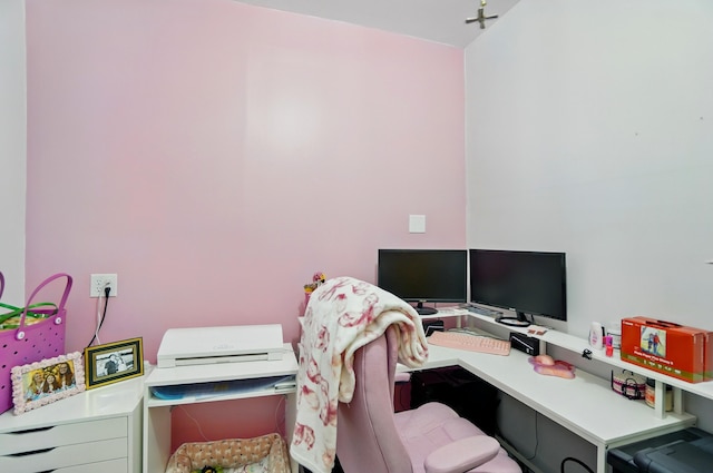 1627 Metcalfe Ave, Columbus, OH 43207 - view of home office