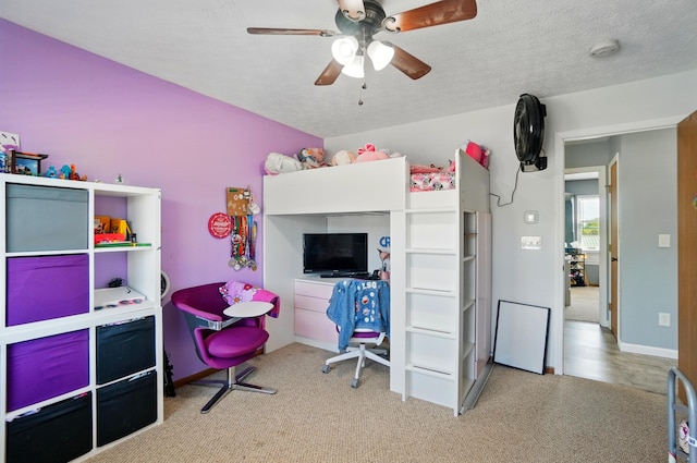 1627 Metcalfe Ave, Columbus, OH 43207 - carpeted bedroom with ceiling fan and a textured ceiling