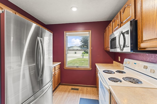 2930 Delaware Cir, Piqua, OH 45356 - photo 9