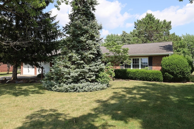 7080 Fleetfoot Rd, Celina, OH 45822 - photo 1