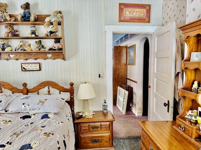 bedroom with carpet flooring