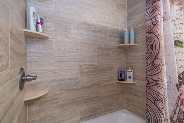 302 N W St, Arcanum, OH 45304 - view of full bathroom