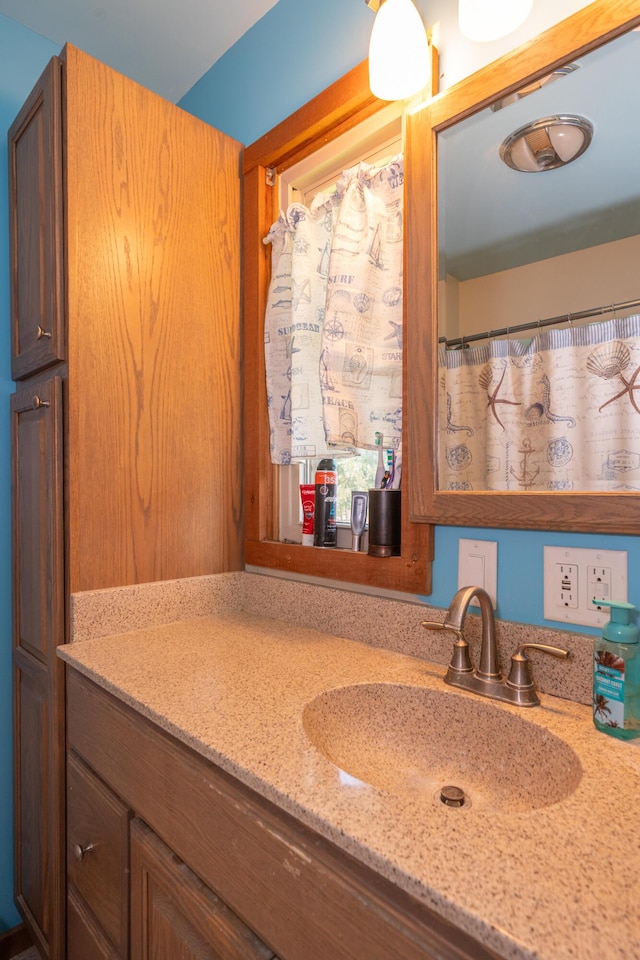 302 N W St, Arcanum, OH 45304 - full bath featuring vanity