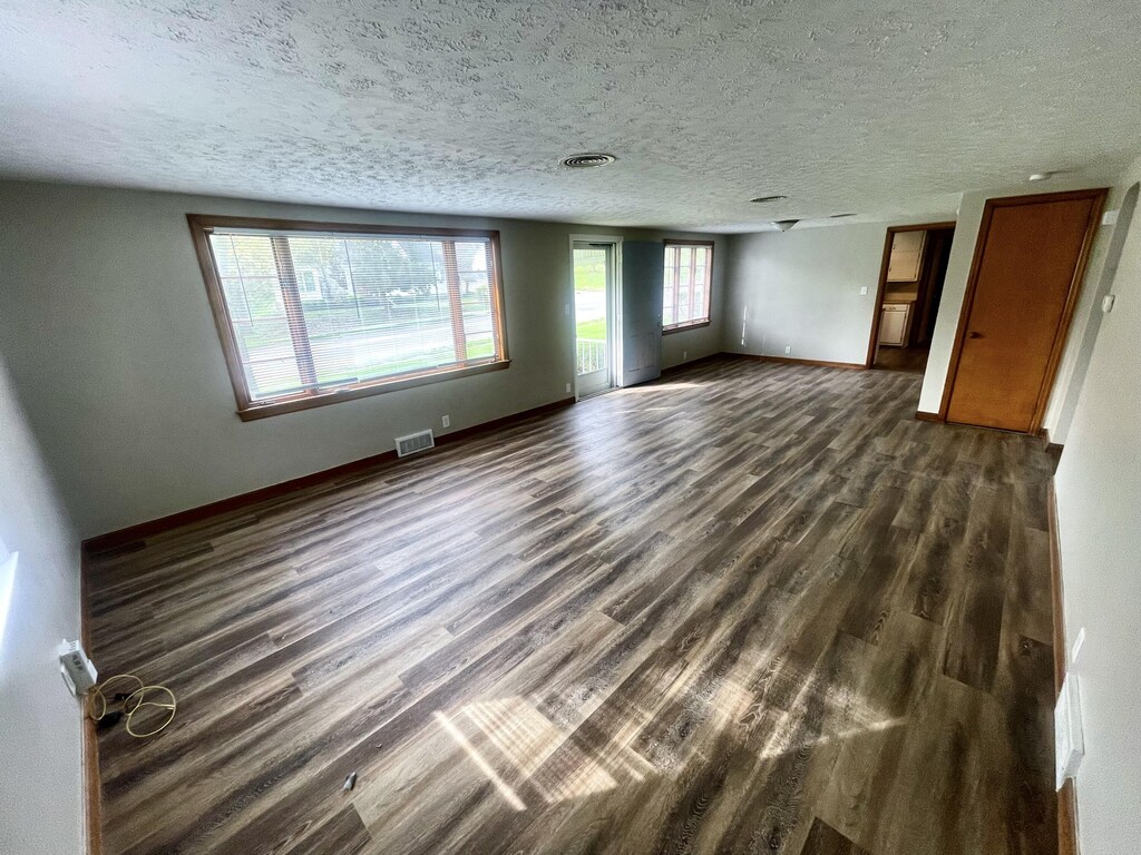 828 Covington Ave, Piqua, OH 45356 - photo 1