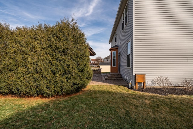 view of yard with a patio