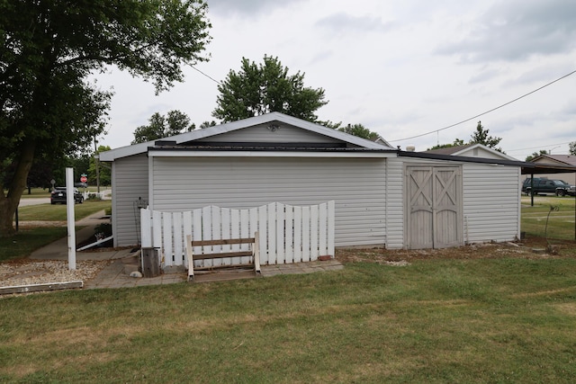 714 W Columbia St, Rockford, OH 45882 - photo 15