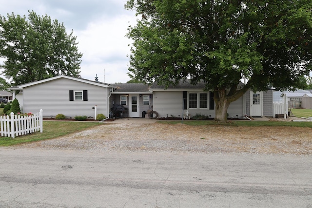714 W Columbia St, Rockford, OH 45882 - photo 9