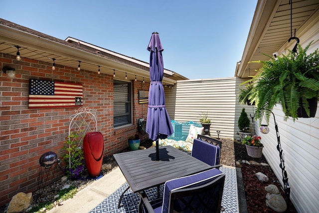 4212 Midfield St, Springfield, OH 45503 - view of patio / terrace with outdoor dining area