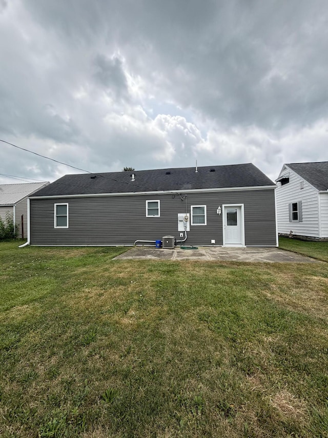 909 Wilkins St, Celina, OH 45822 - photo 22