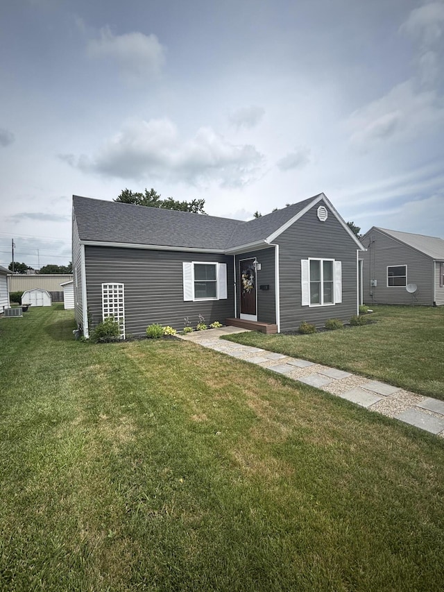 909 Wilkins St, Celina, OH 45822 - photo 3
