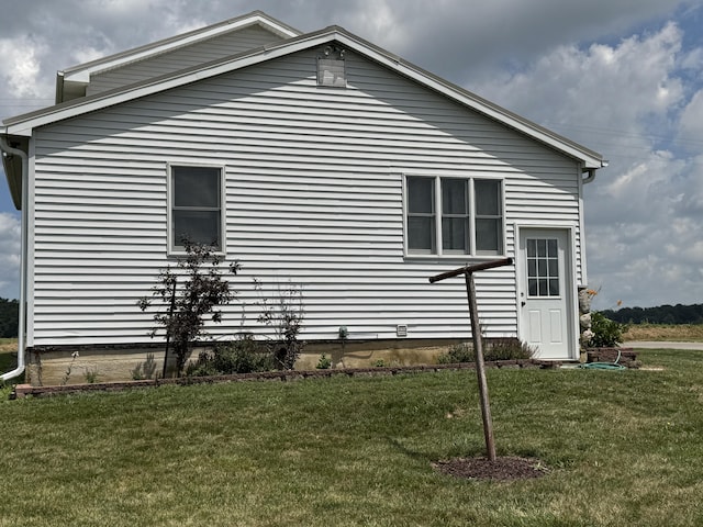 5062 Mercer Van Wert County Line Rd, Rockford, OH 45882 - view of side of property featuring a yard