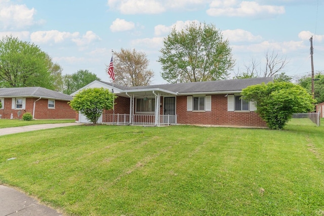 Listing photo 2 for 1645 Fair Oaks Dr, Sidney OH 45365