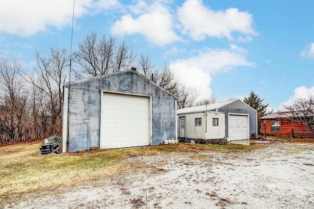 view of detached garage