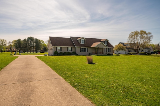 4100 Joshane St, Springfield, OH 45502 - cape cod home with driveway and a front yard