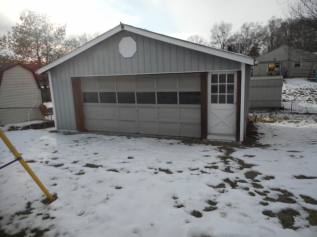 Listing photo 2 for 821 Plumwood Dr, New Carlisle OH 45344