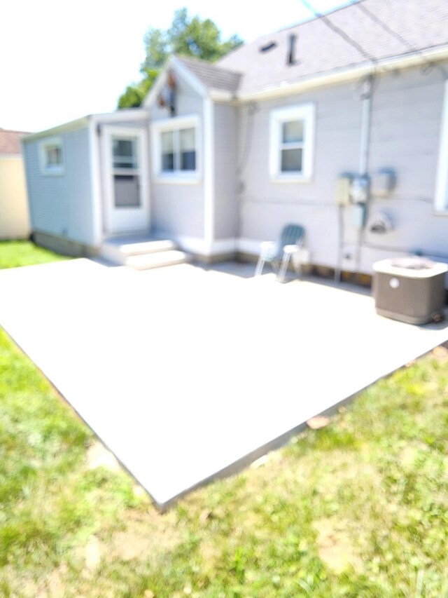 132 Westway Ct, Saint Marys, OH 45885 - photo 3